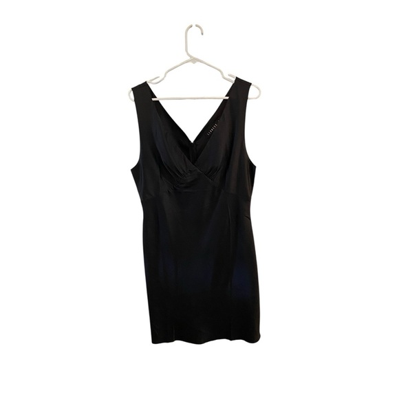 Lioness Harlow Elegant Black Sleeveless Mini Cocktail Party Dress holiday party - Picture 3 of 9